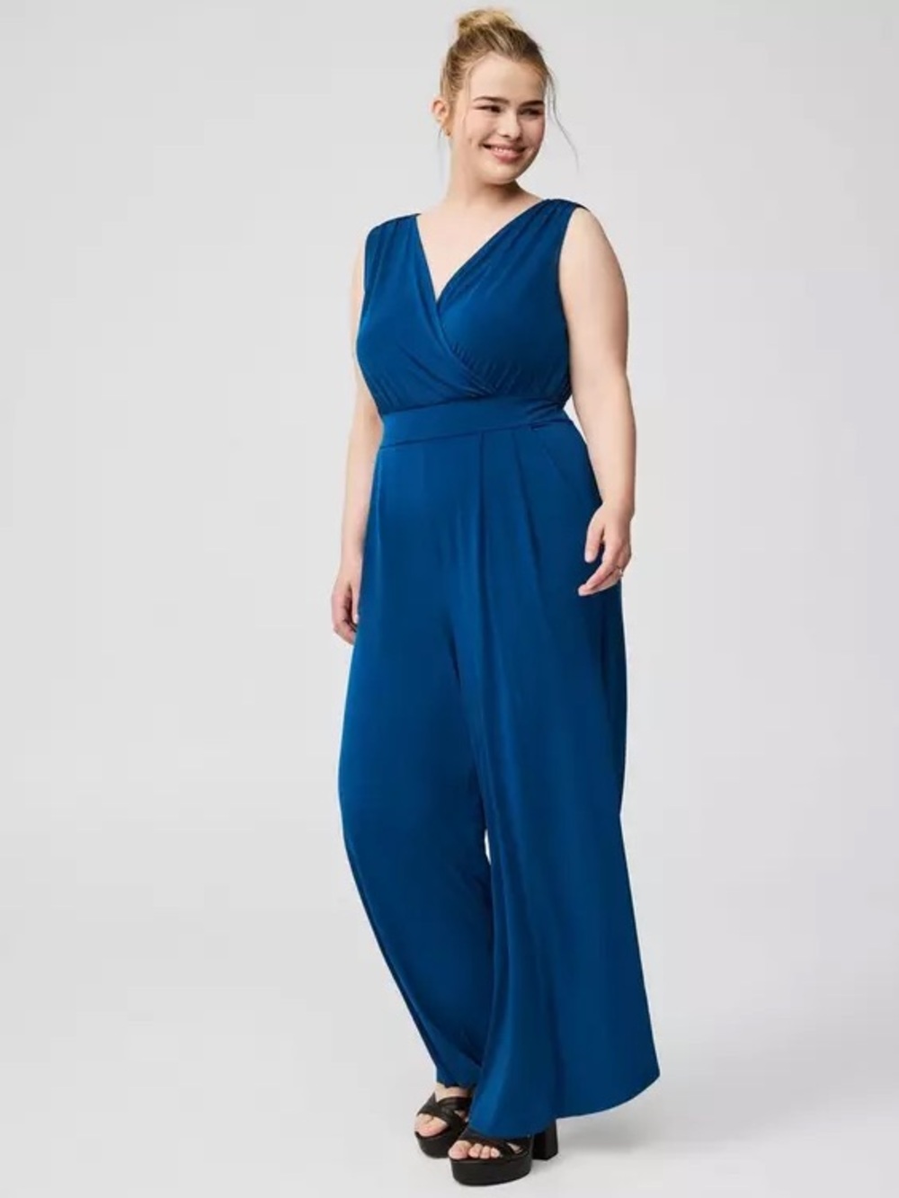 Torrid Studio Knit Surplice Tie Back Wide-Leg Jumpsuit Size 1 Opal Blue NWT - Picture 9 of 13